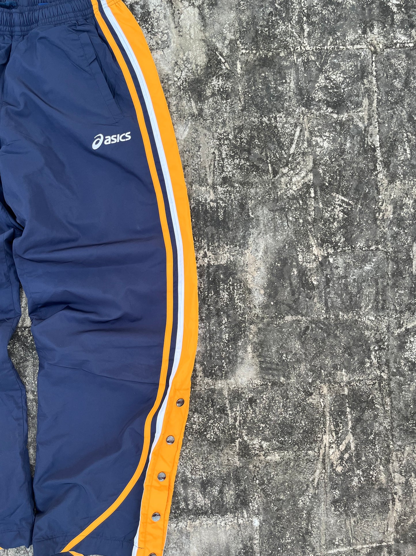 Vintage Asics Dark Blue / Yellow Buttoned Baggy Trackpants (M/L)
