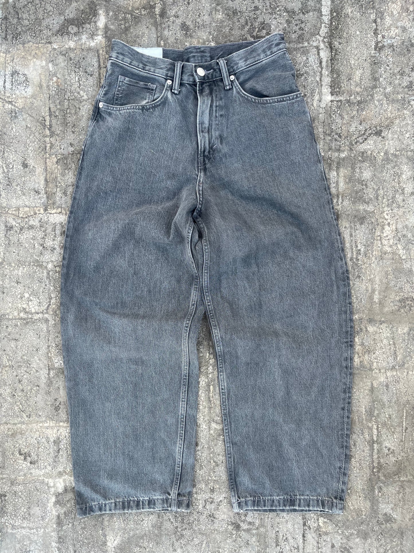 Stone Washed H&M Baggy Jeans (30)
