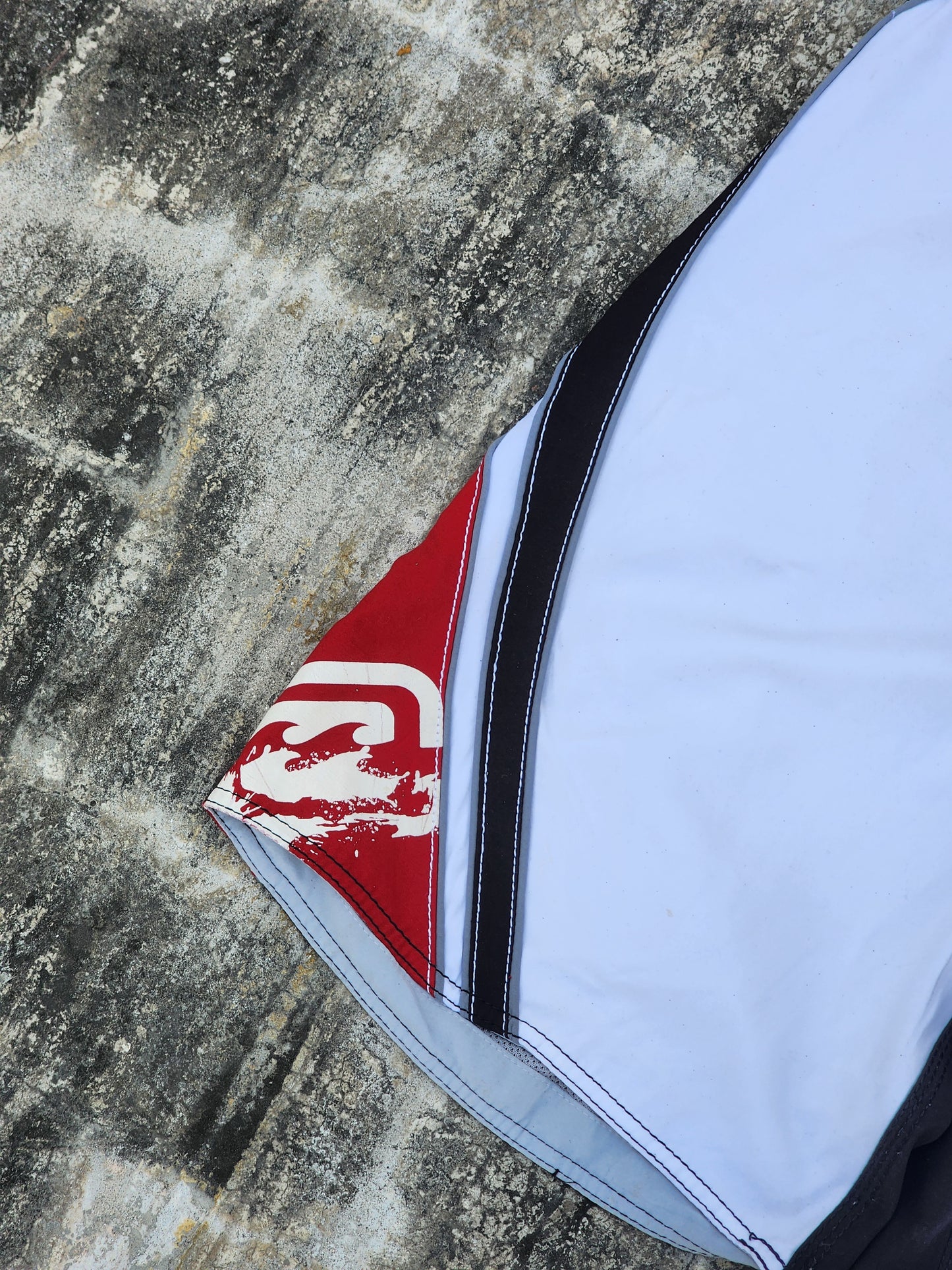 Vintage Billabong Surfing Shorts (31)