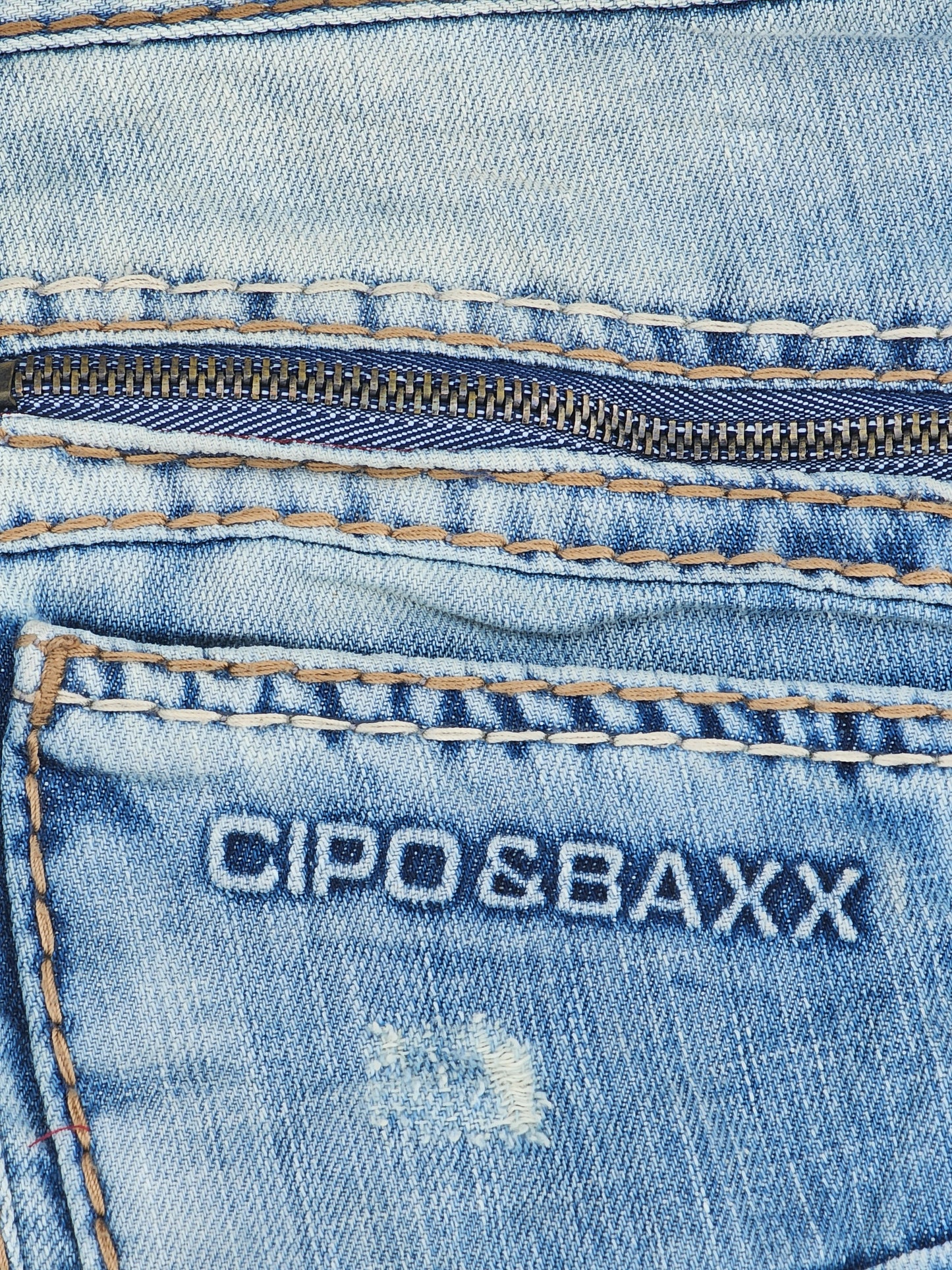 Cipo and Baxx baggy Denim Jorts (38)