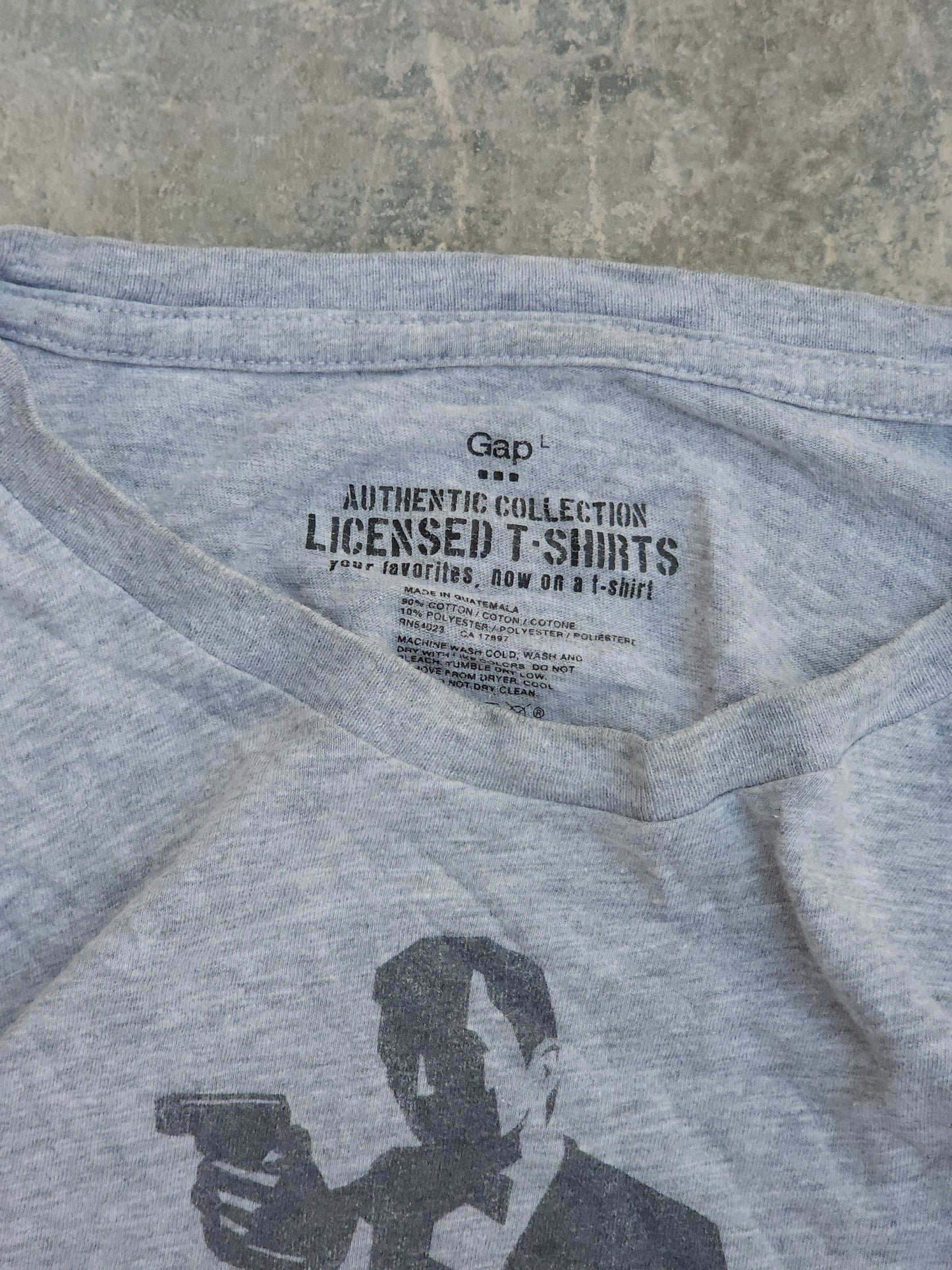 Gap James Bond 007 Vintage Tee (L)