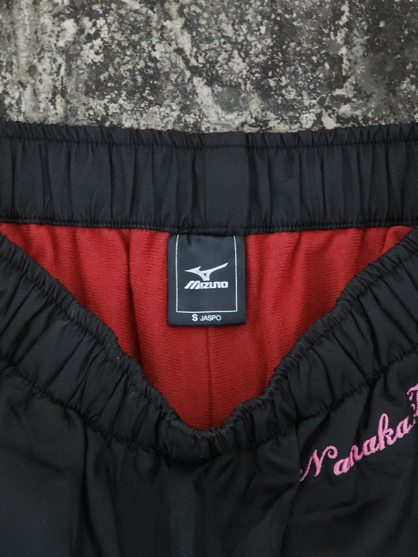 Vintage Mizuno Black - Pink Baggy Trackpants (S)