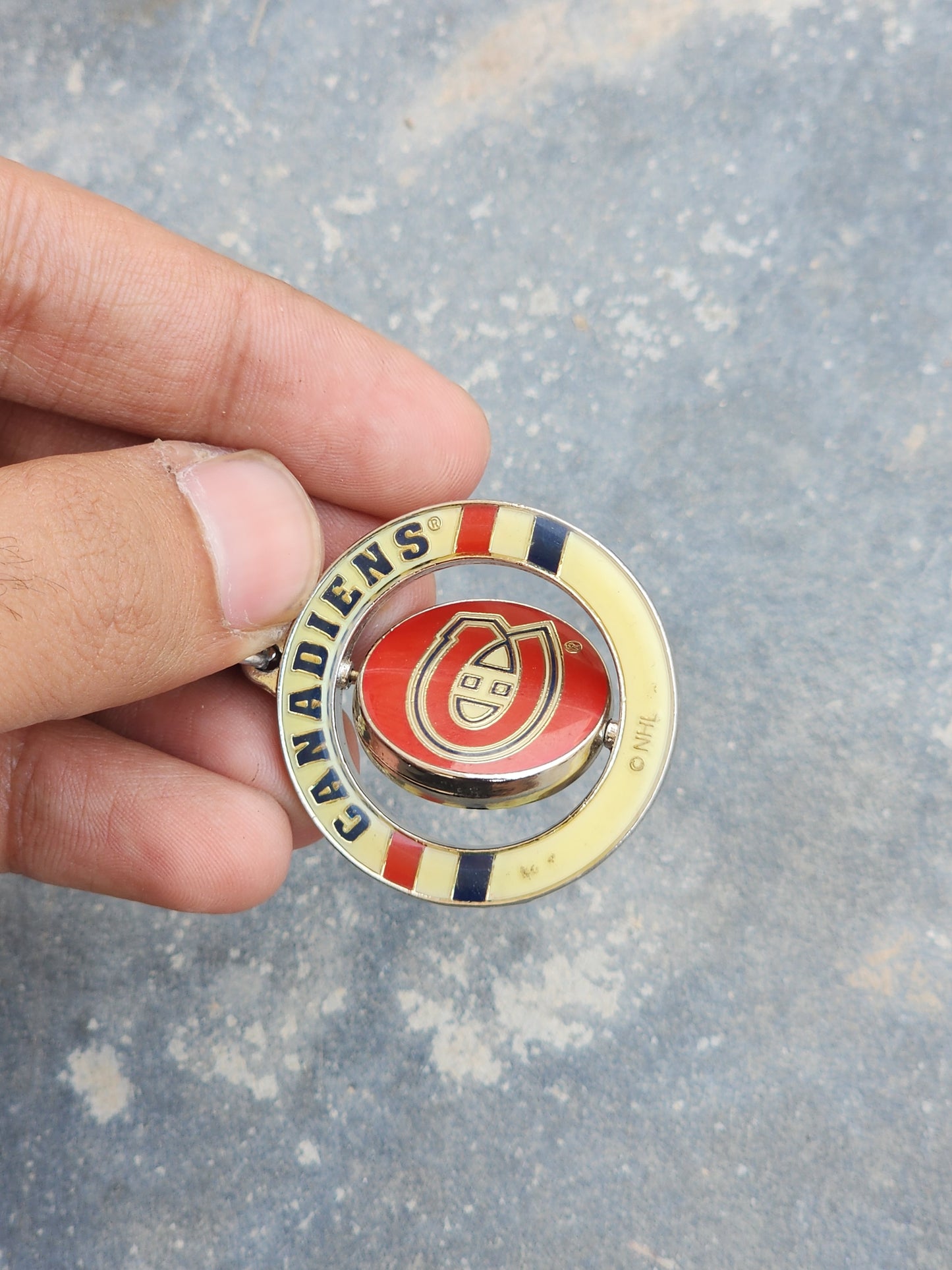 Vintage NHL Montreal Canadiens Spinning Keychain / Pendant