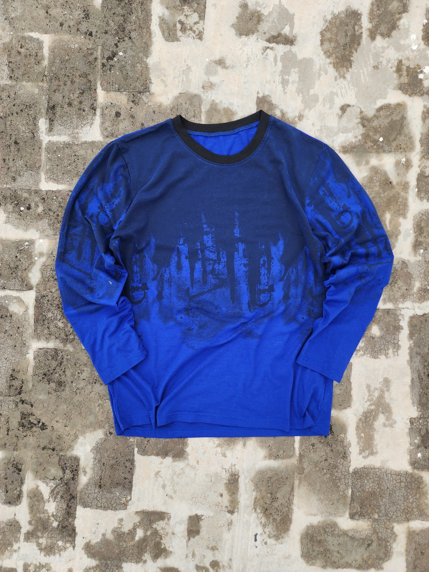 Shein Blue Grunge Buildings Full Sleeves Tee (L)