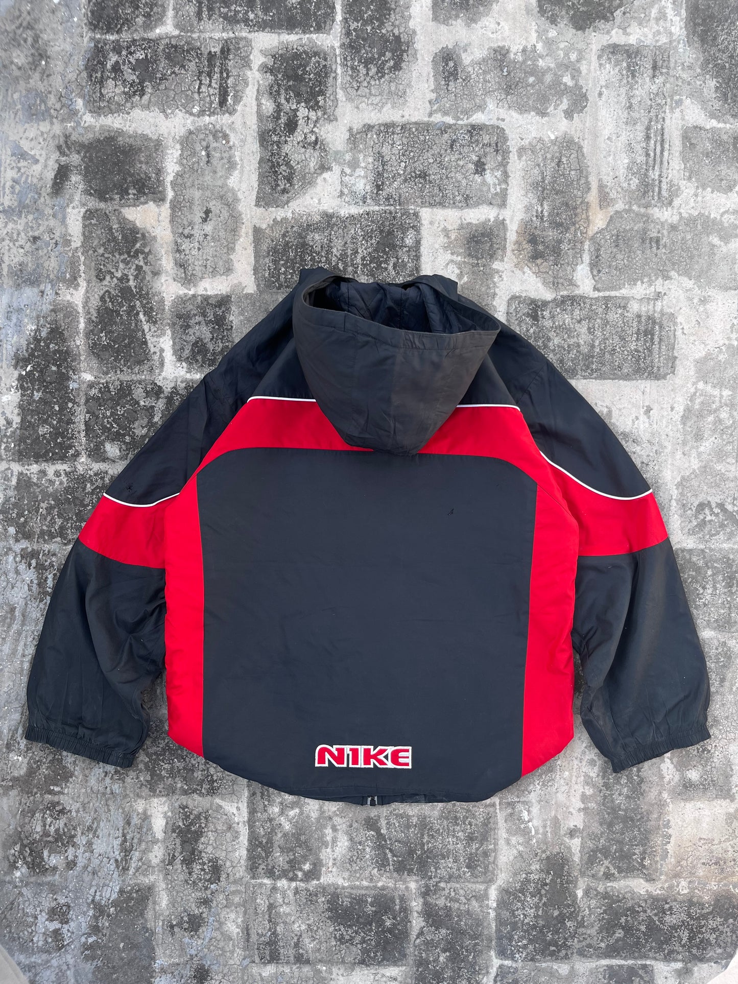 Nike Vintage Windbreaker (M/L)