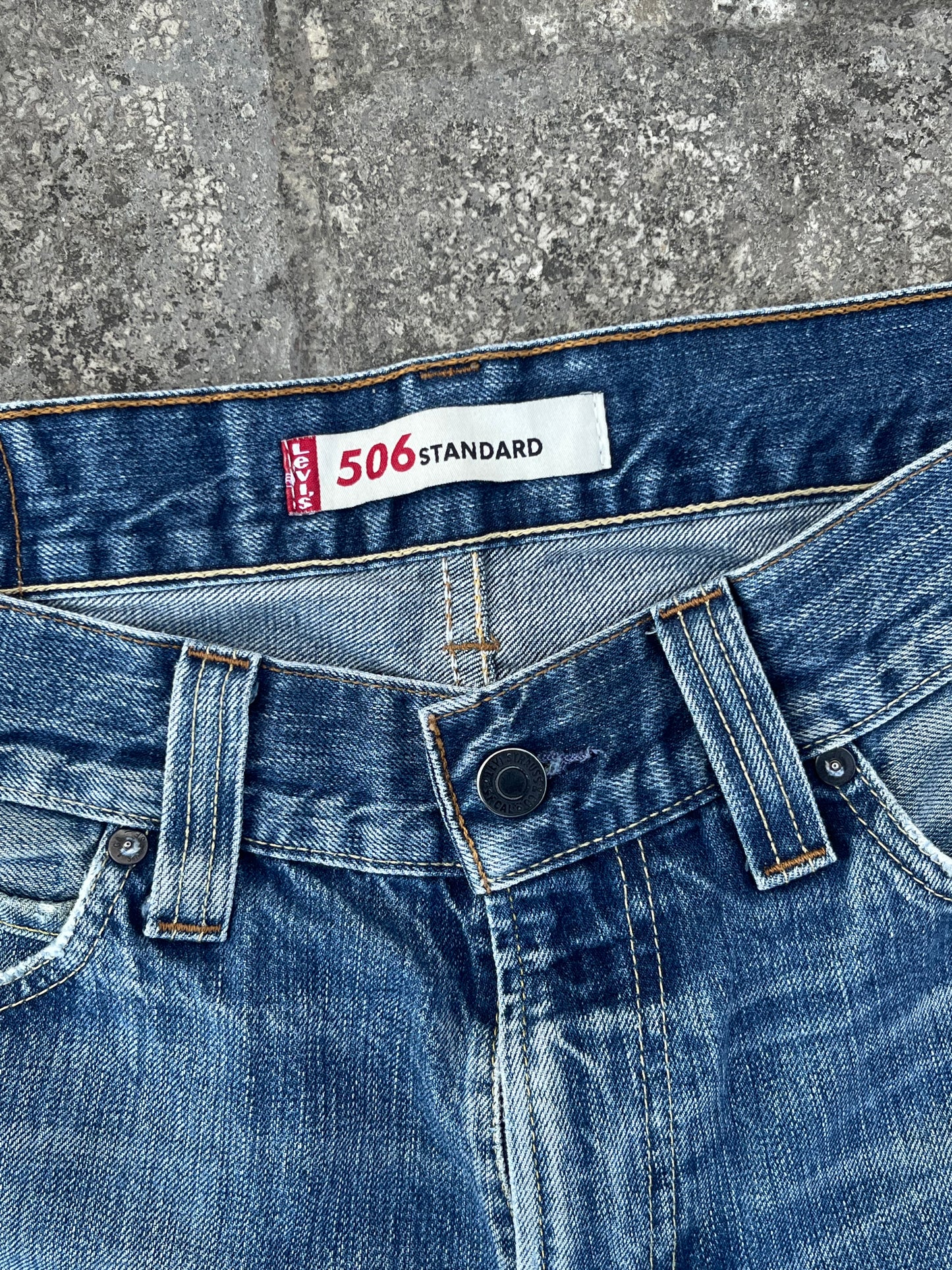 Levi's 506 Straight Standard Fit Jeans (34)