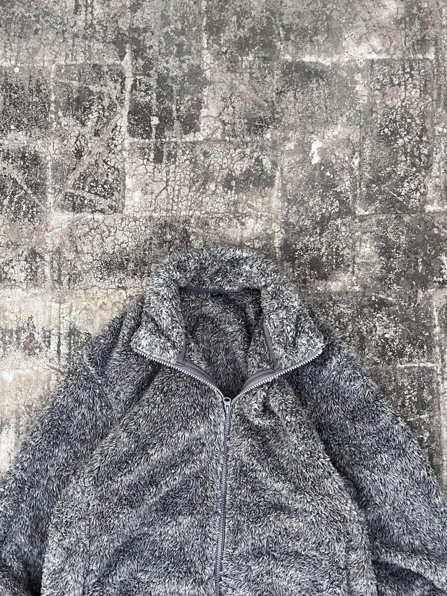 Uniqlo Grey Fur Fleece Zipper (M/L)