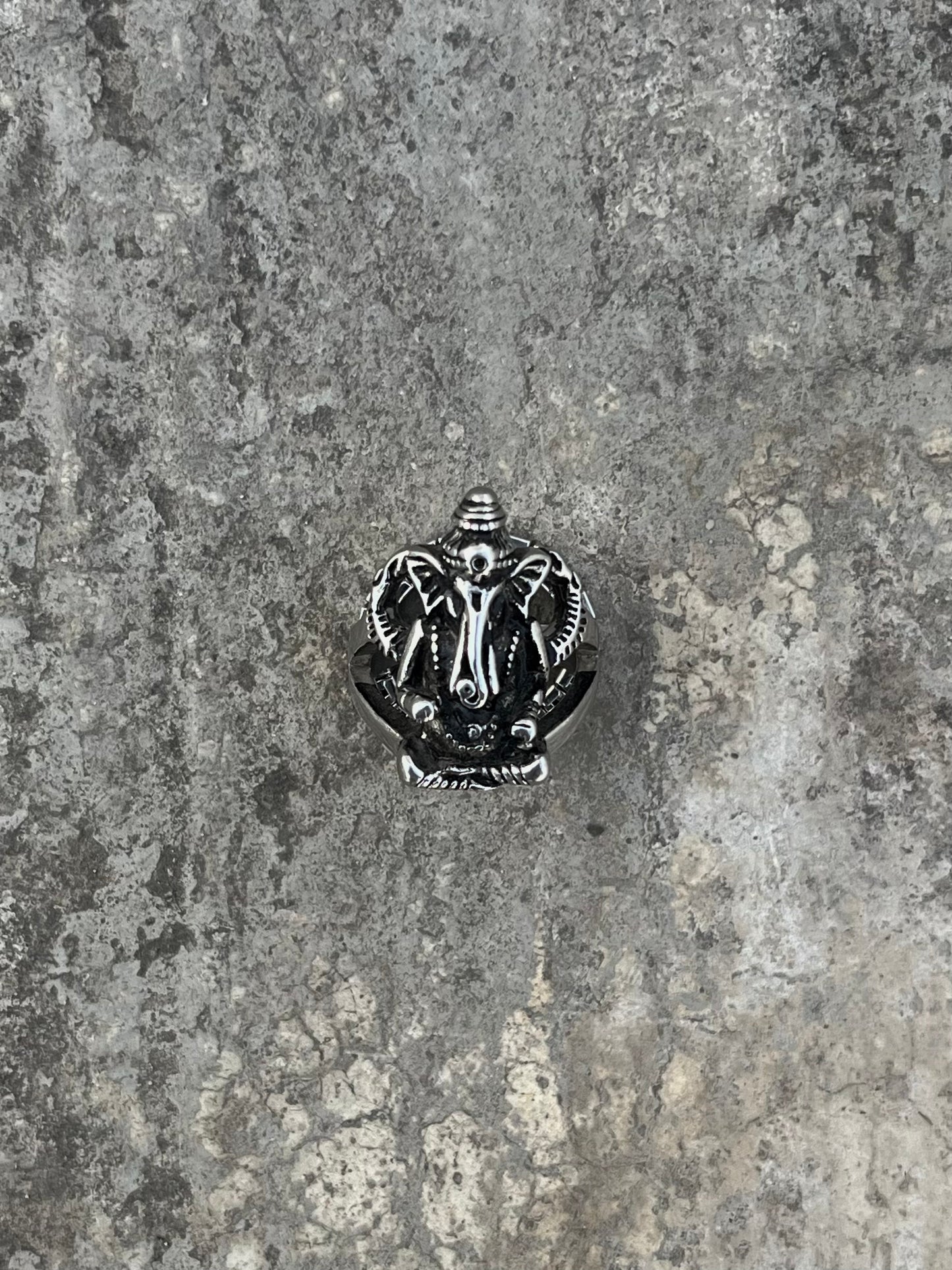 Vintage Engraving Ring