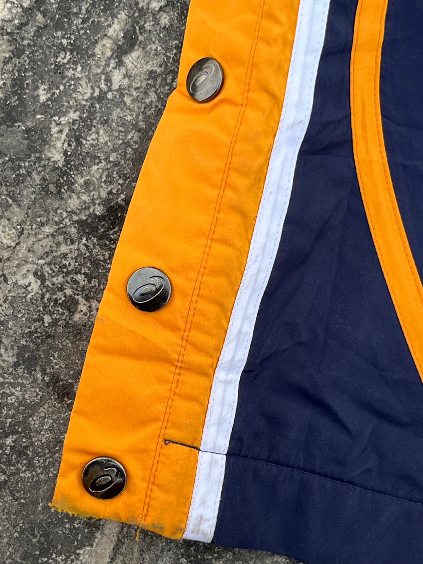 Vintage Asics Dark Blue / Yellow Buttoned Baggy Trackpants (M/L)