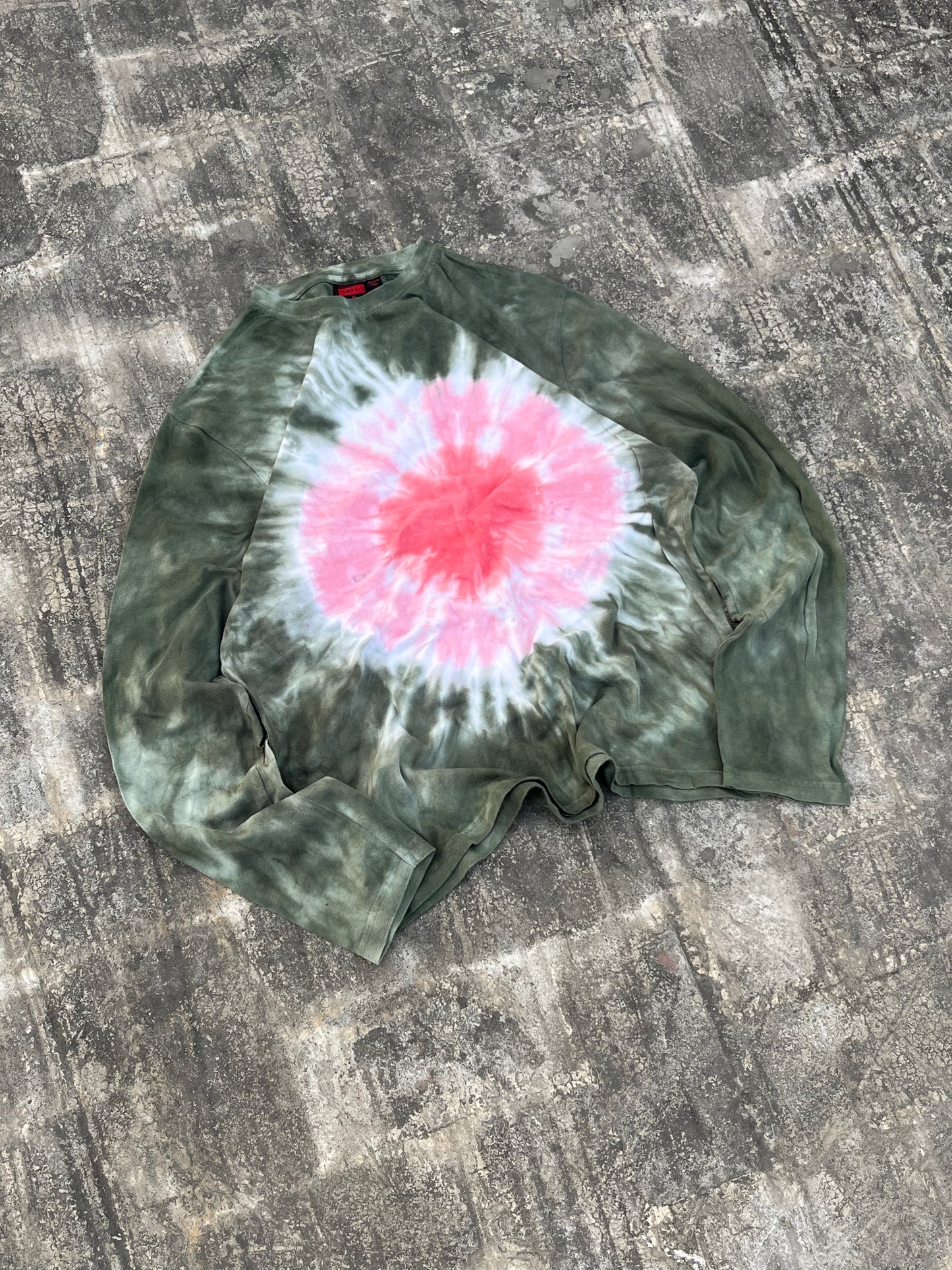 Smash Green / Pink Tie Dye Full Sleeves Tee (M)