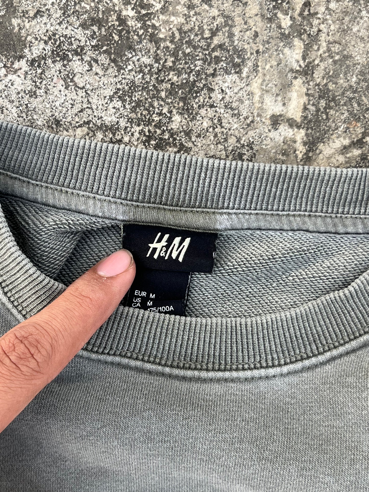 H&M Washed Green Sweatshirt (L)