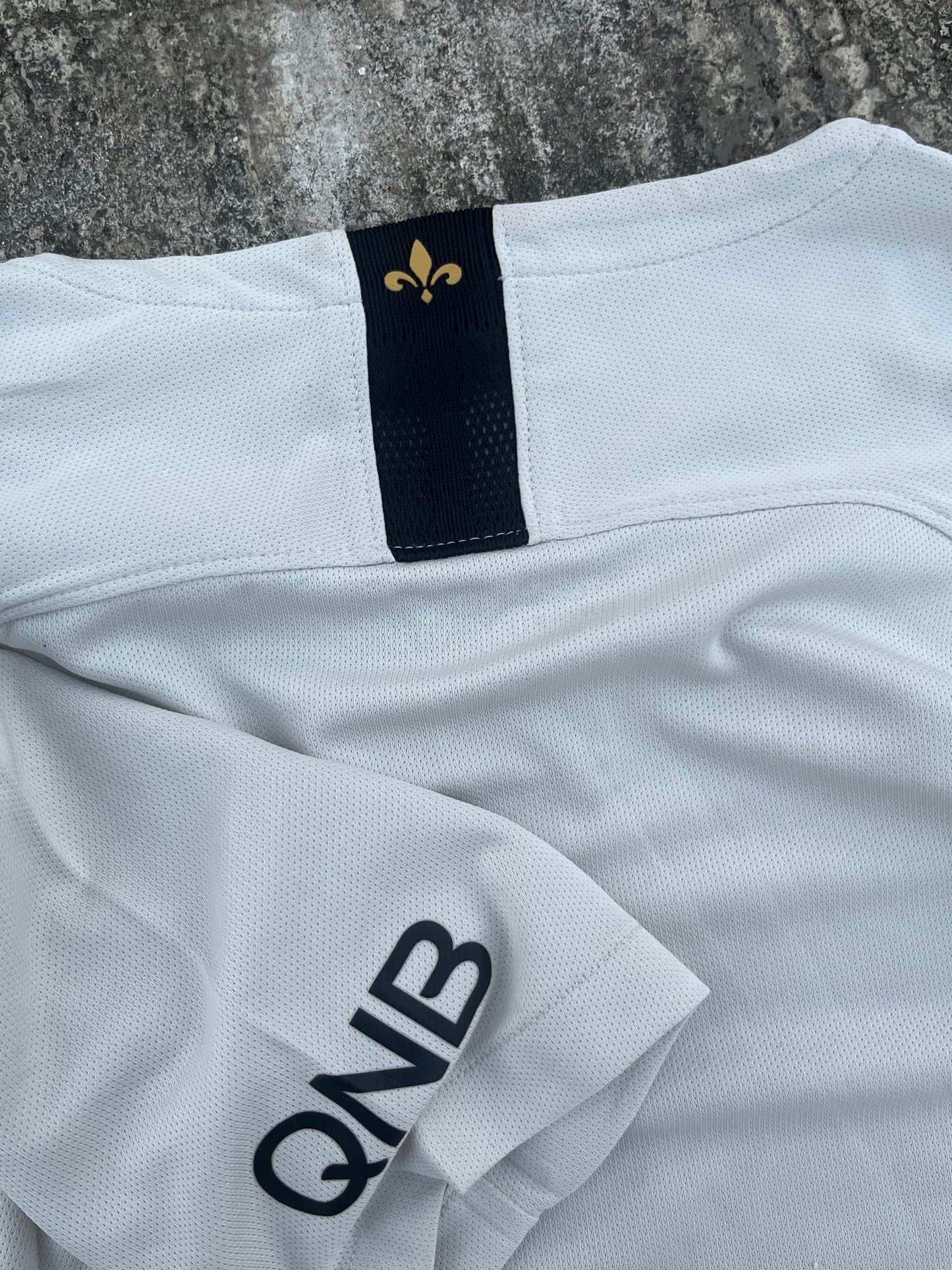 Nike Original Paris Saint-Germain F.C 2018 Away Jersey (S)