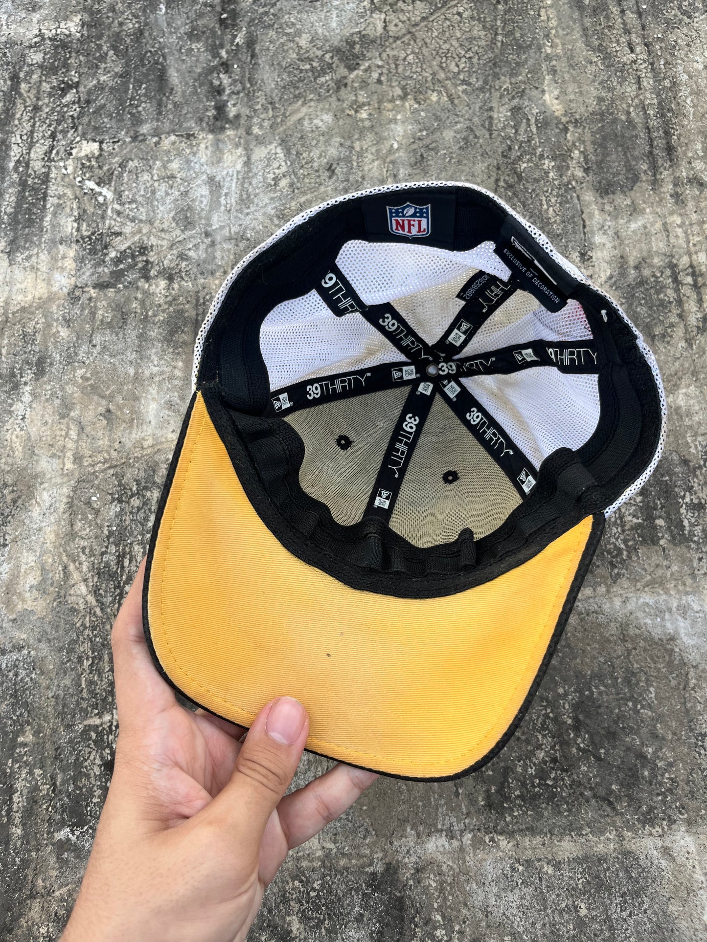 Vintage NFL New Era Pittsburgh Steelers Trucker Fitted Cap