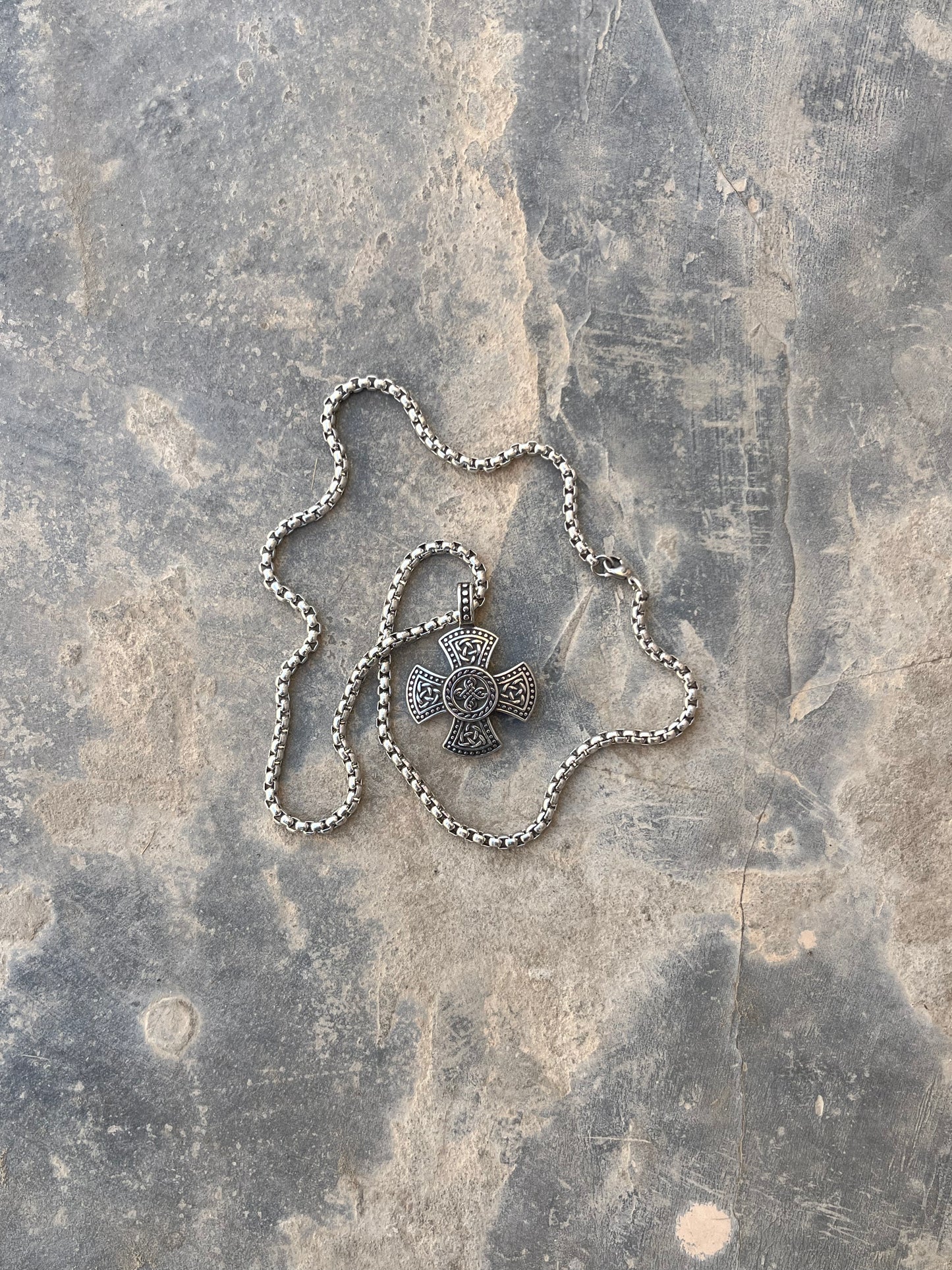 Vintage Celtic Knots Pendant