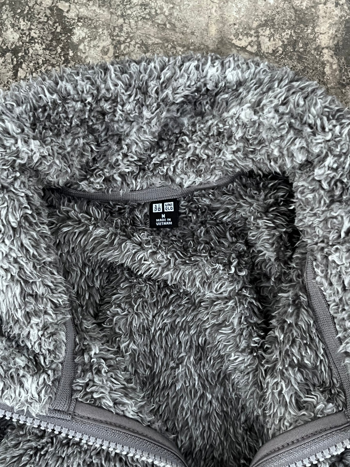 Uniqlo Grey Fur Fleece Zipper (M/L)