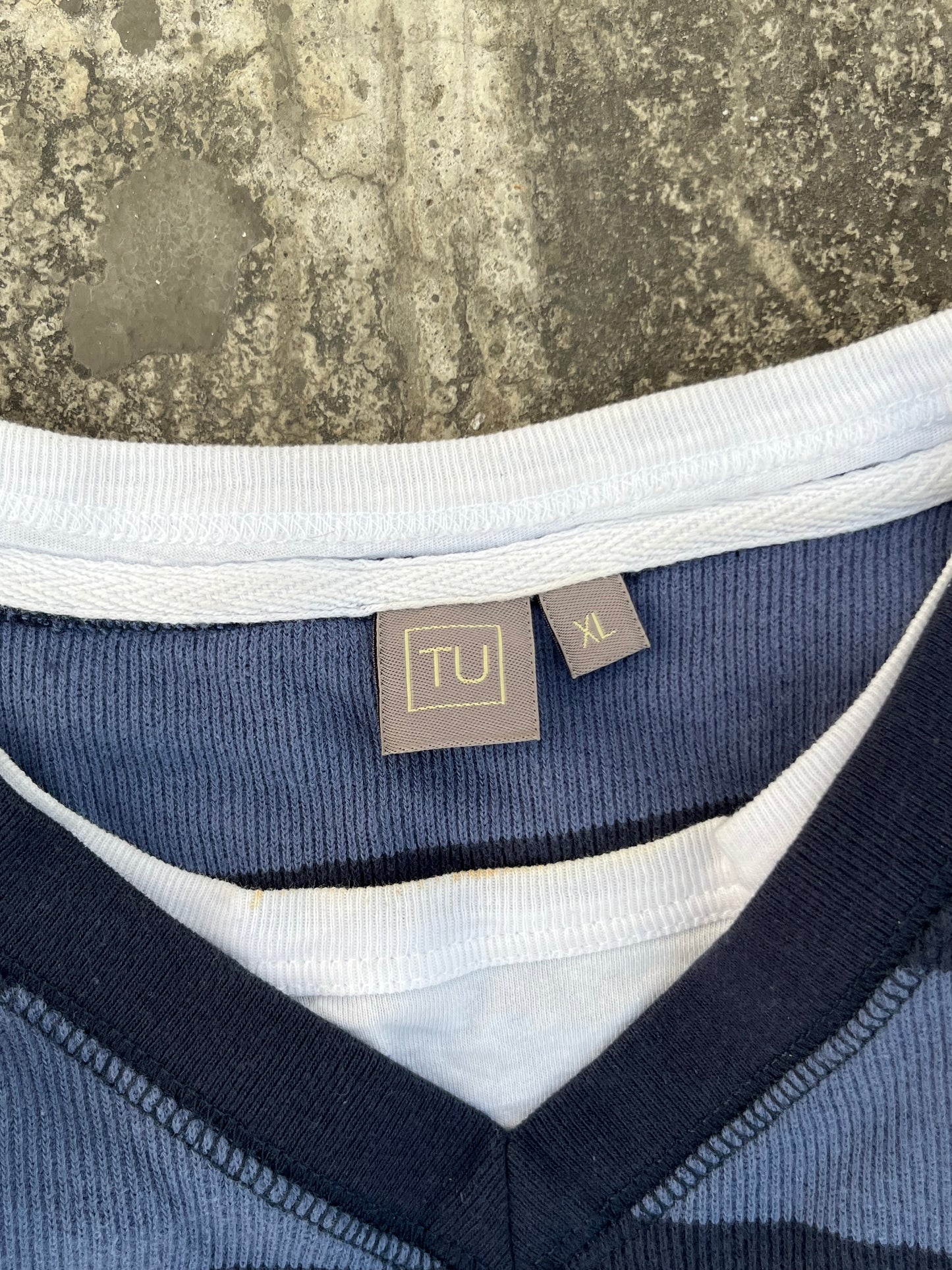 Dark/Light Blue Lines Texturized Cropped Shirt (S/M)