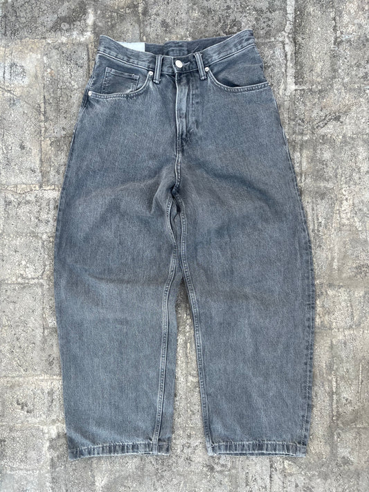 Stone Washed H&M Baggy Jeans (30)