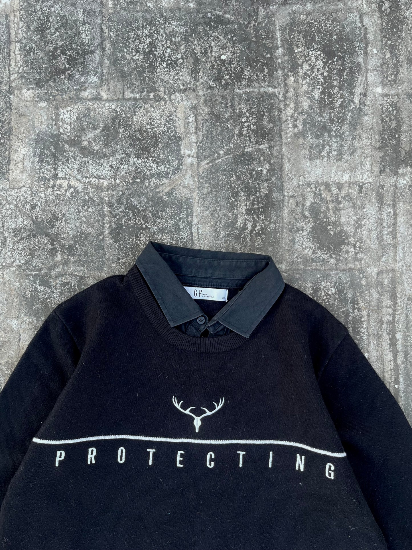 Protecting - Double Layered Collar Sweater (S/M)