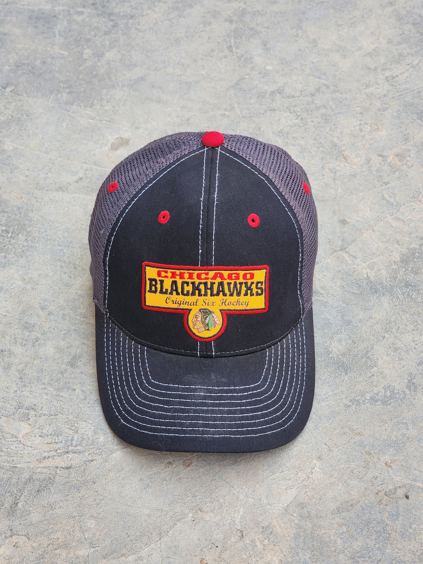 Vintage NHL Chicago Blackhawks Trucker Cap