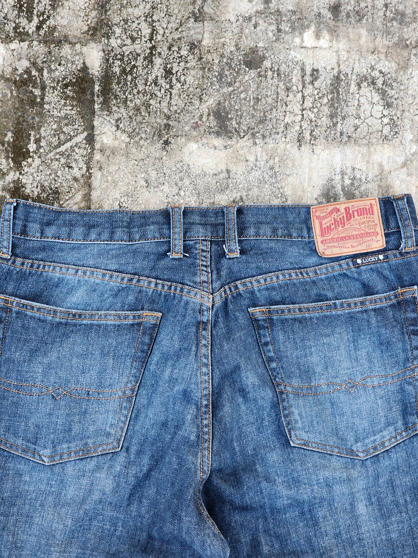 Vintage Baggy Lucky Brand Jeans (38)