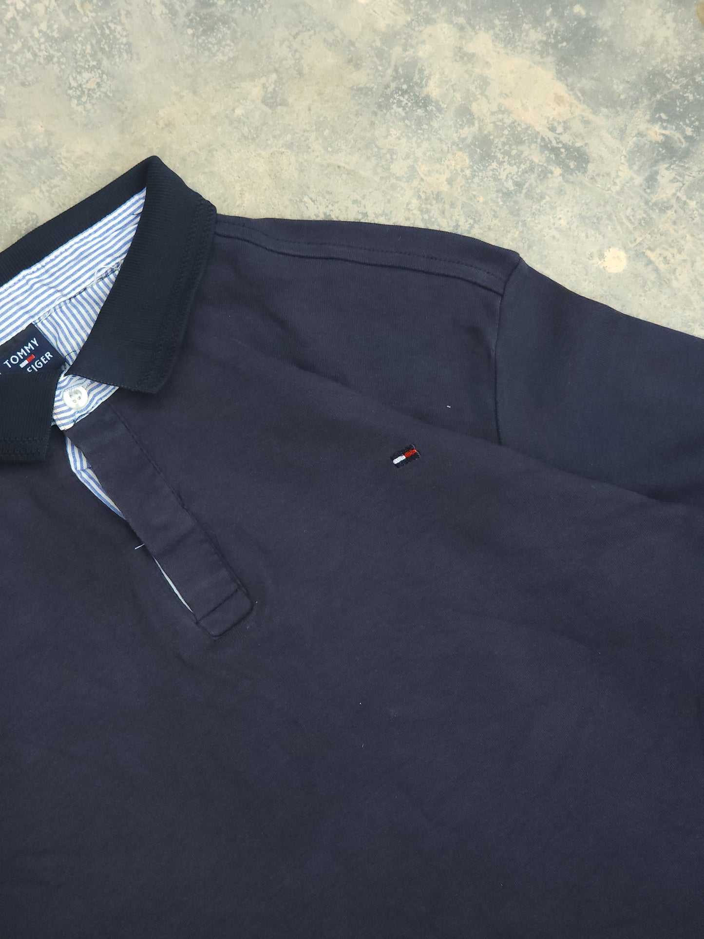 Vintage Tommy Hilfiger Full sleeves Tee (S/M)