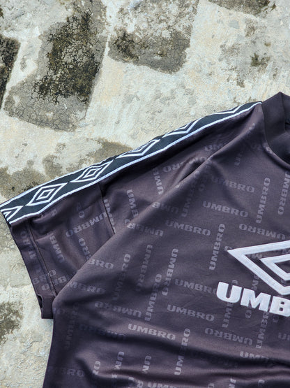Vintage 90's Umbro Soccer Jersey - Boxy Fit (M)