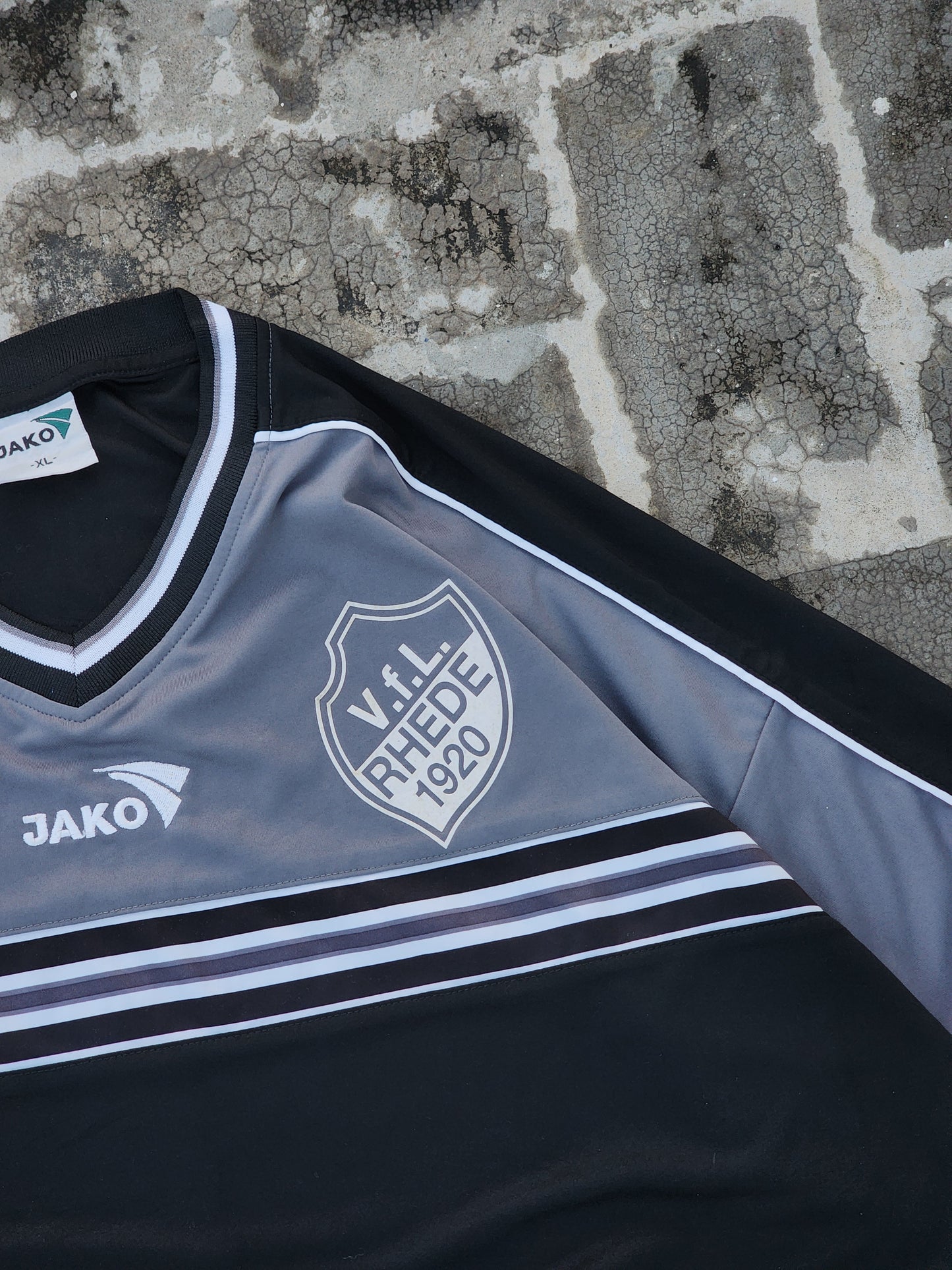 Vintage Jako Grey and Black V.f.l RHEDE Jersey (XL)