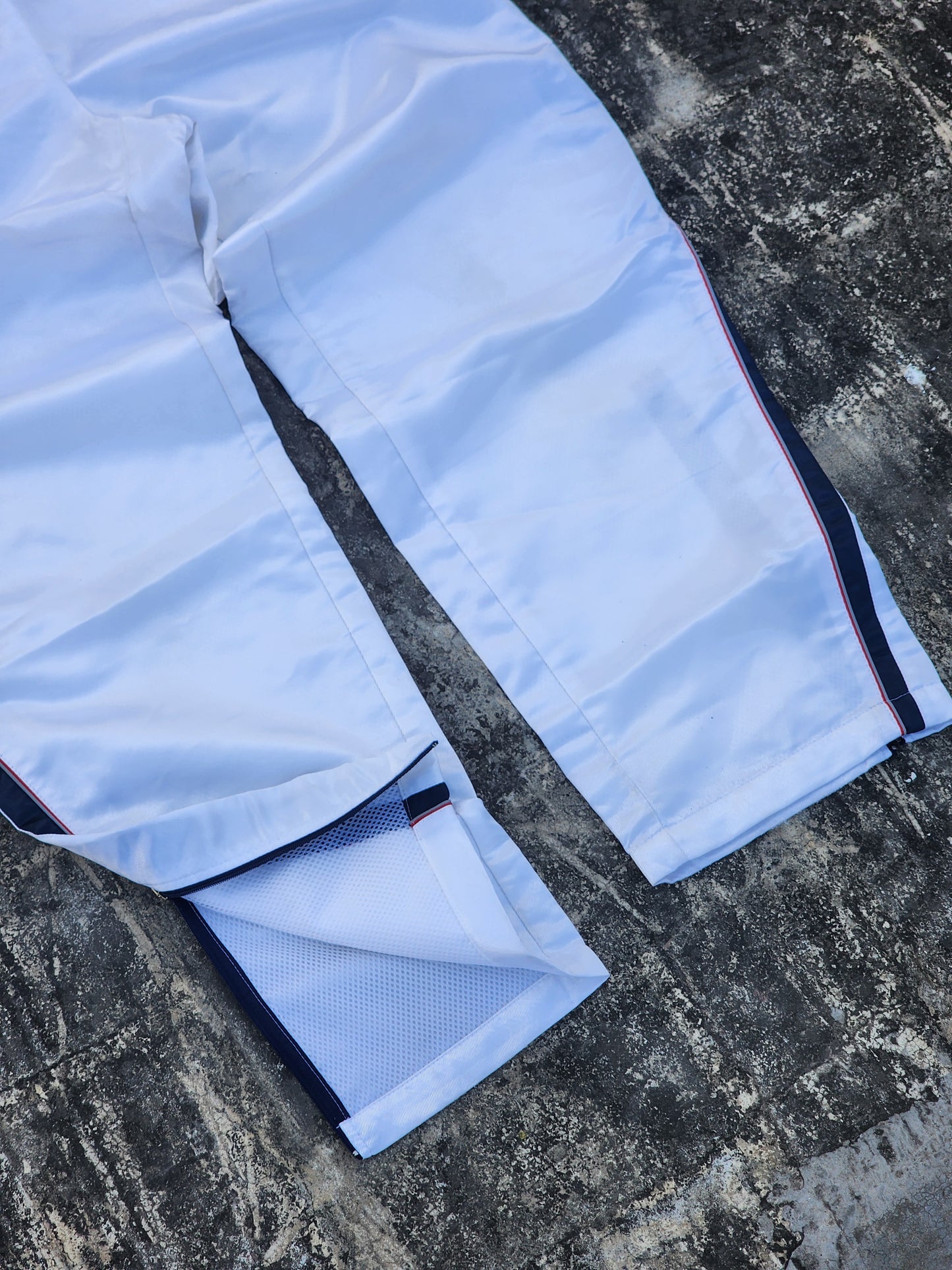 Vintage Asics White Nakama.K Baggy Trackpants (M)