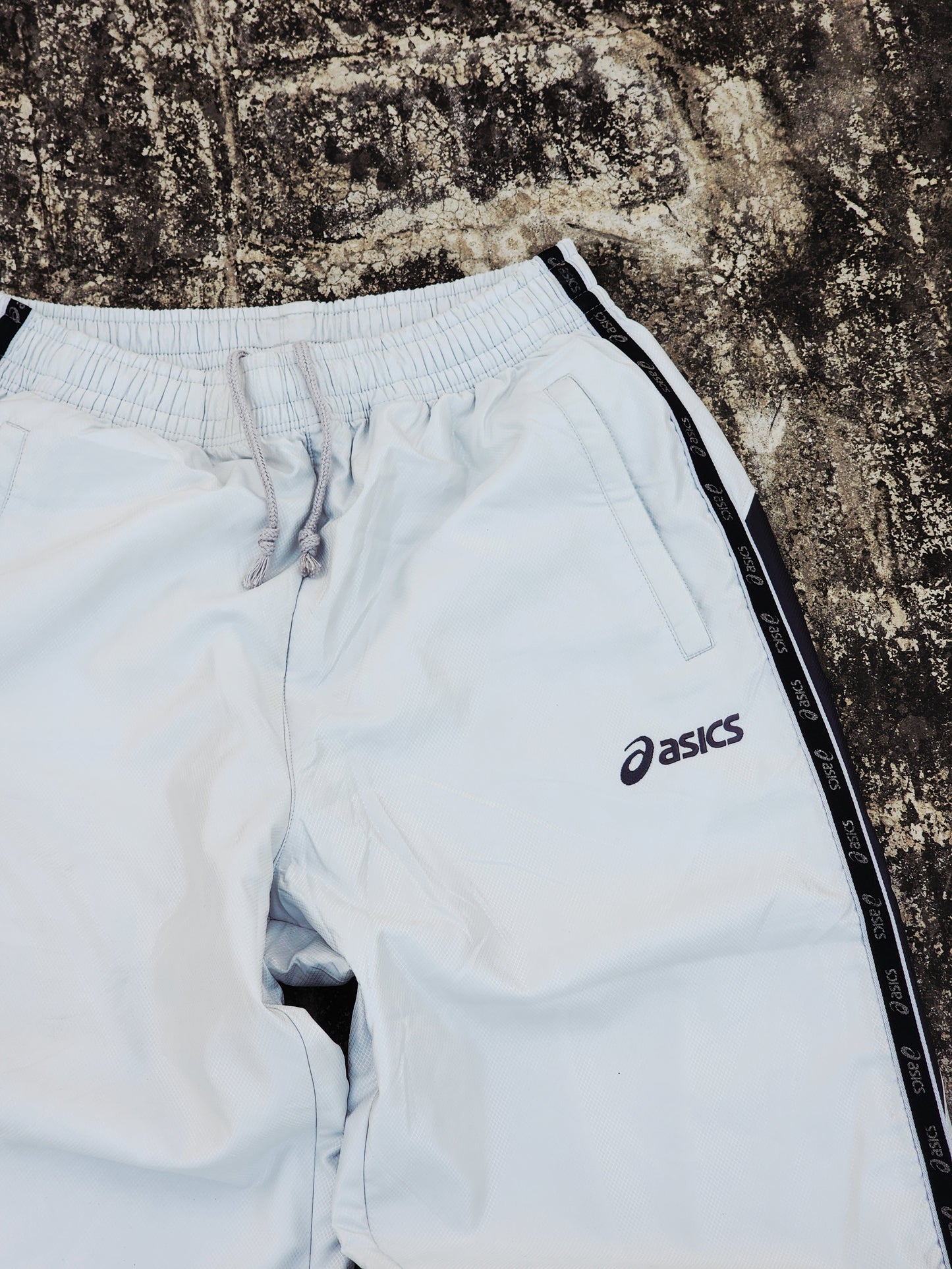 Vintage Silver Asics Striped Baggy Trackpants (M)