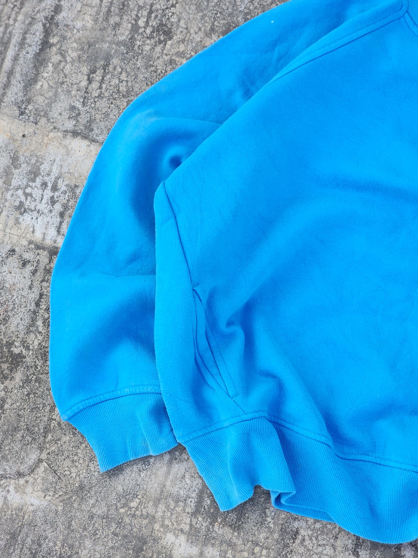 Plain Blue Sweatshirt with Pockets (Cropped and Boxy Fit) (S/XS)