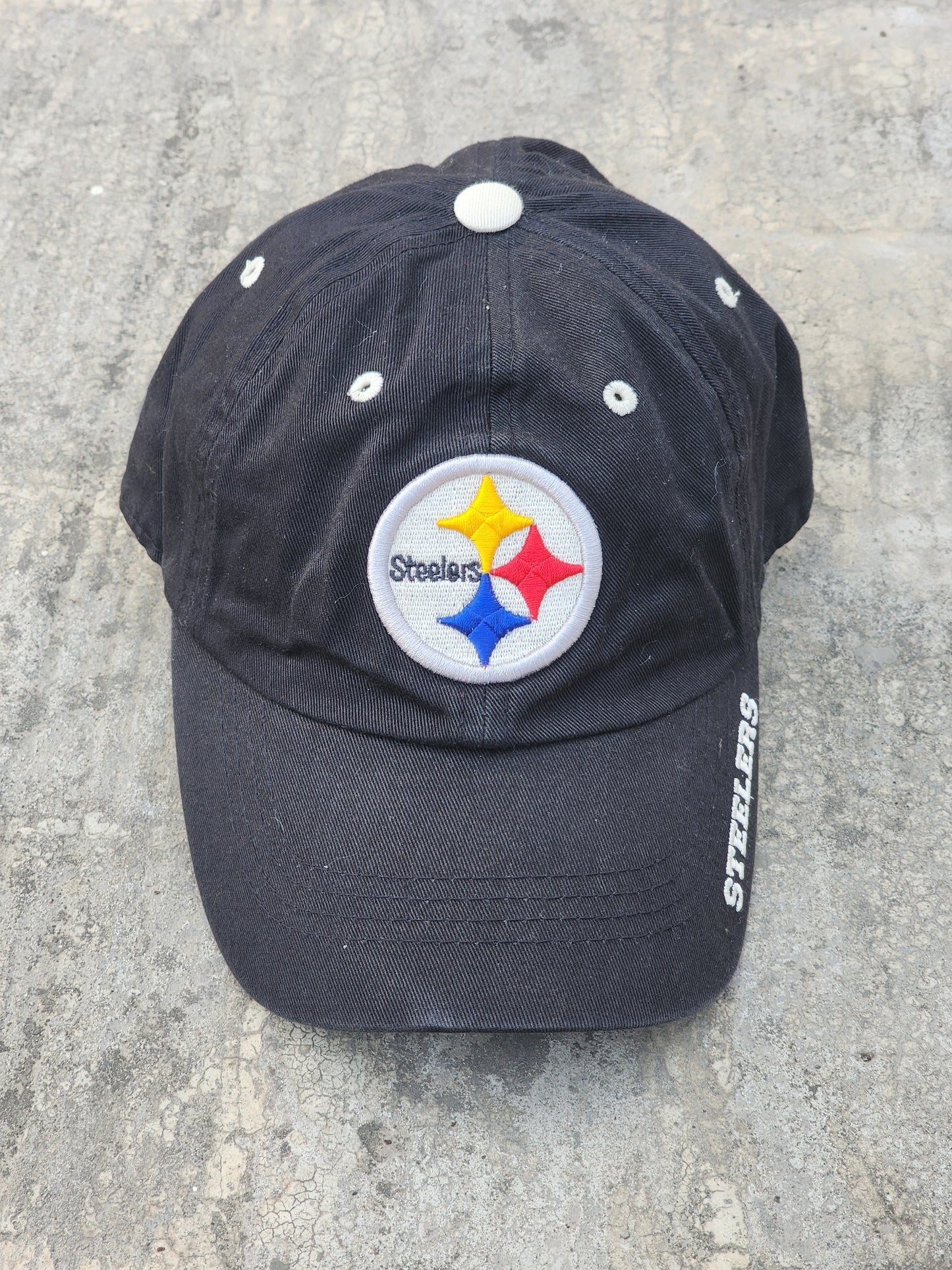 Vintage NFL Team Apparel Official Steelers Cap