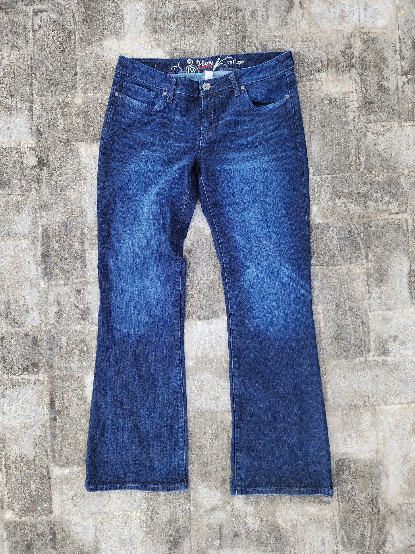 Vintage Vixxen Women Curvy Bootcut Fit Jeans (34)