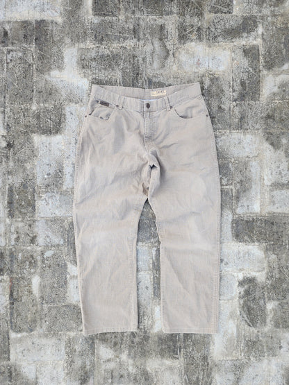Vintage Wrangler Beige Texturized Jeans (36)