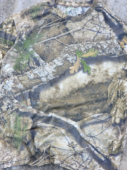Vintage Realtree APX Camo Shirt (M)