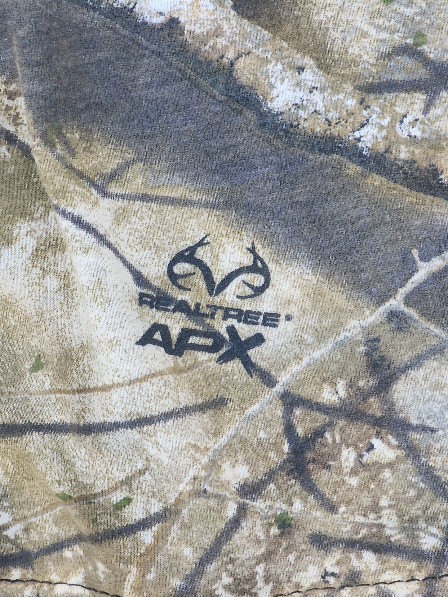 Vintage Realtree APX Camo Shirt (M)