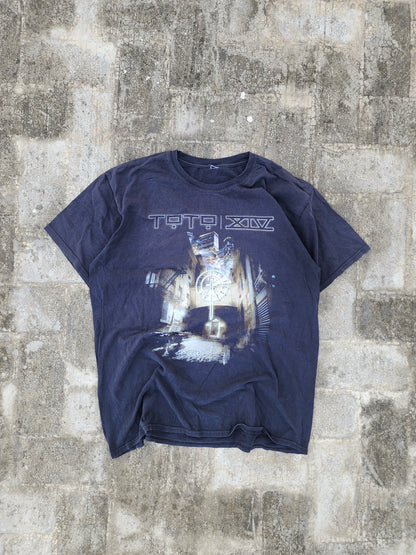 Vintage 2015 Toto XIV Band World Tour Tee (M/L)