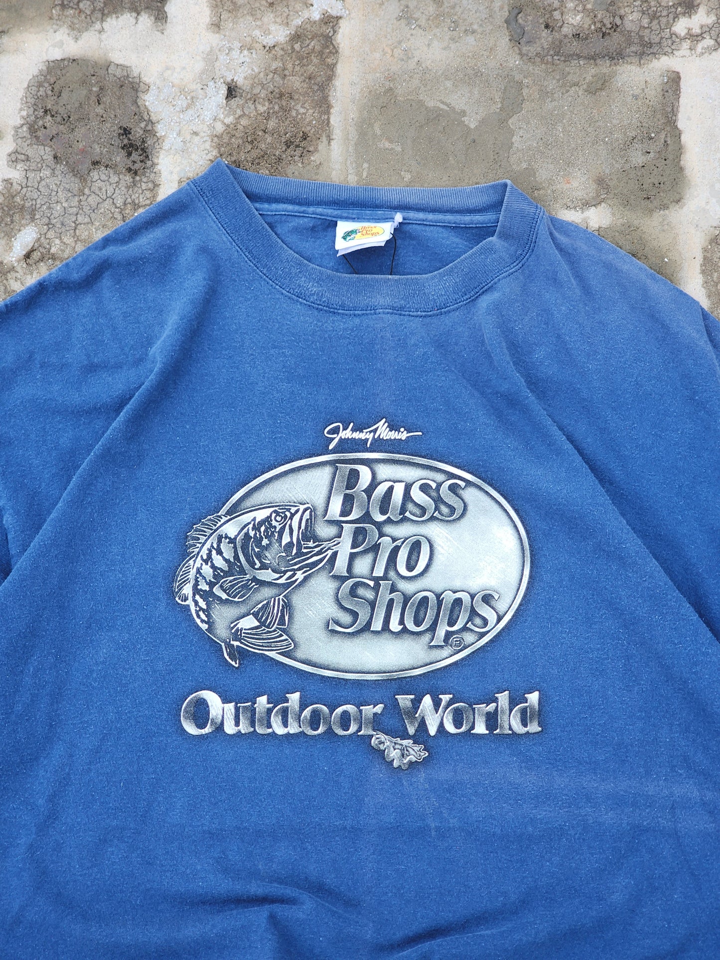Bass Pro Shops Metallic Graphic Tee (L)