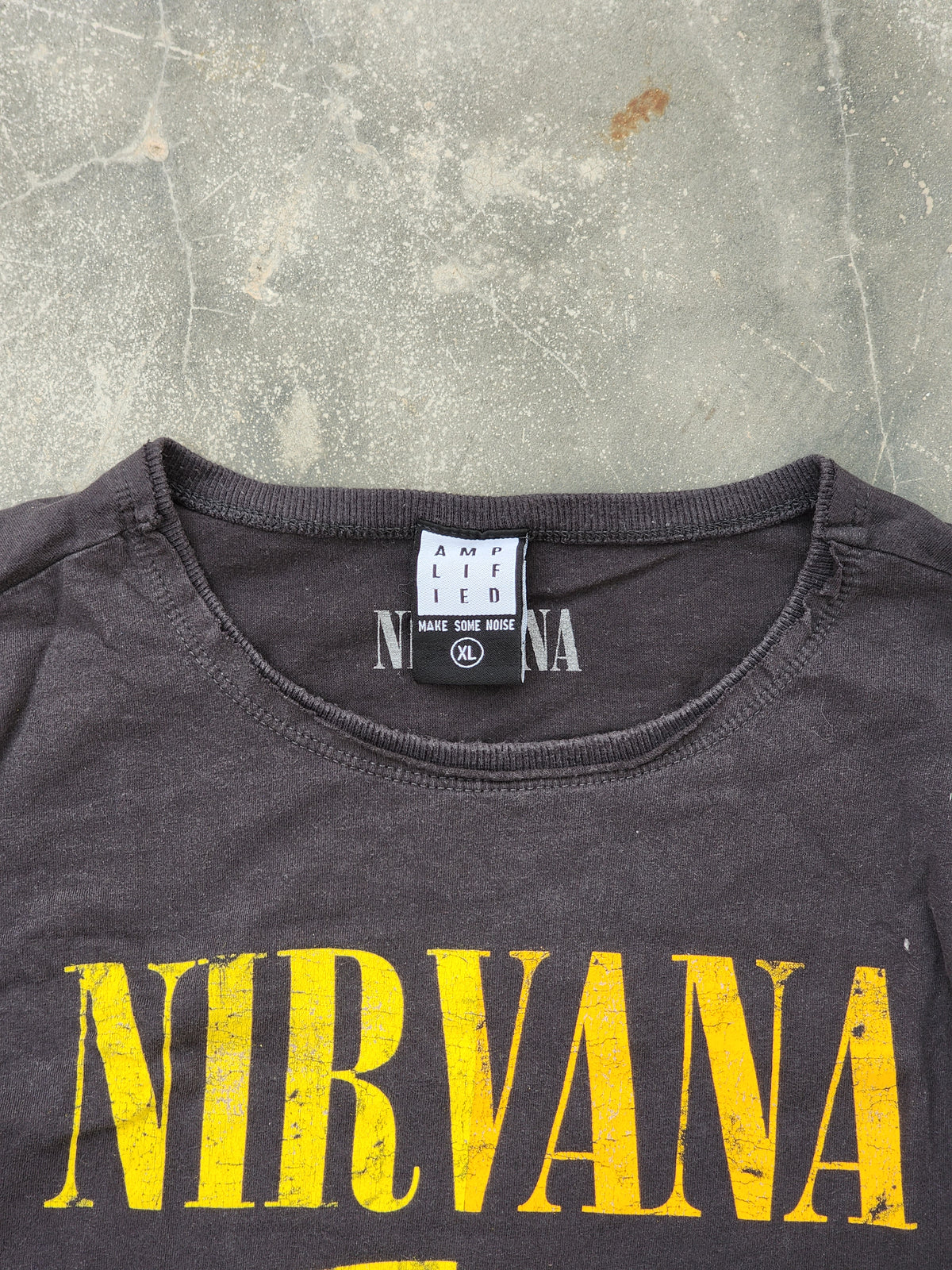 Nirvana x Amplified Black and Yellow Smiley Tee (M)