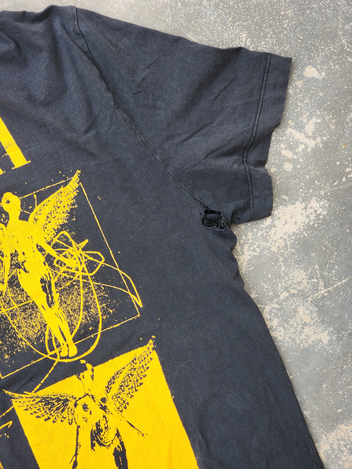 Nirvana Angels Black and Yellow Distressed Tee (L)