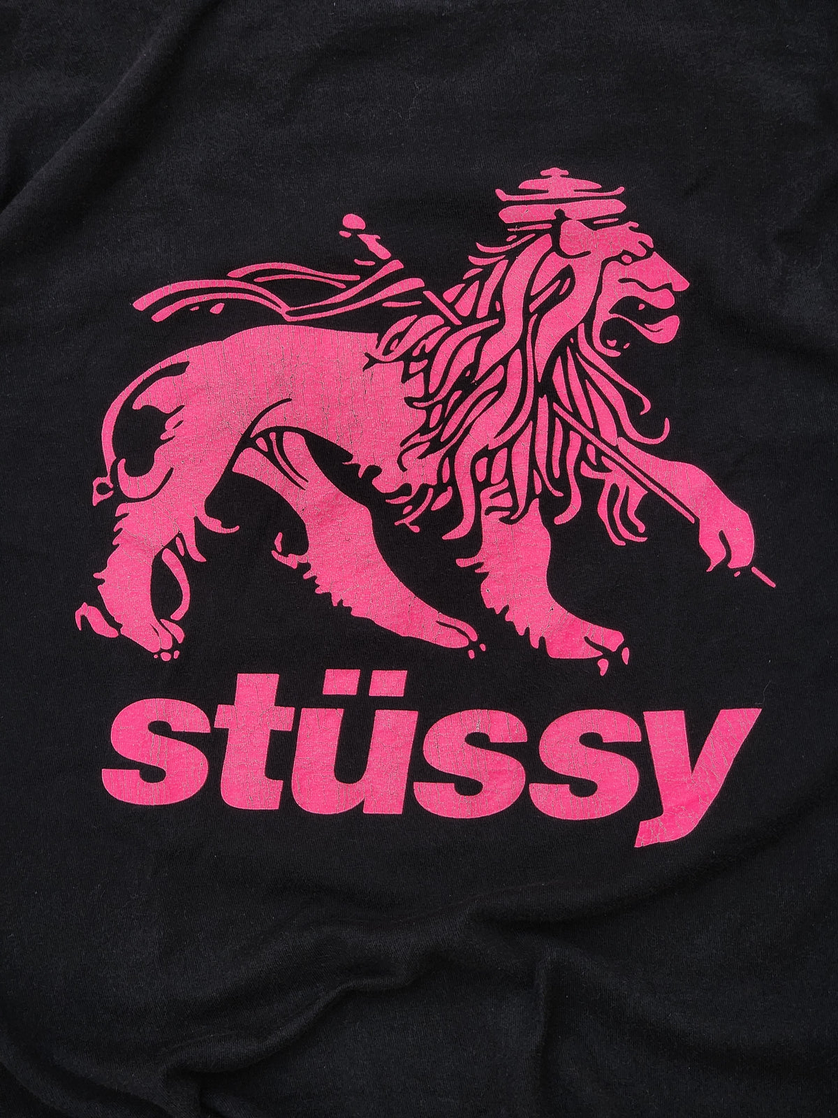 Stüssy Rasta Lion T-Shirt Black and Pink (L)