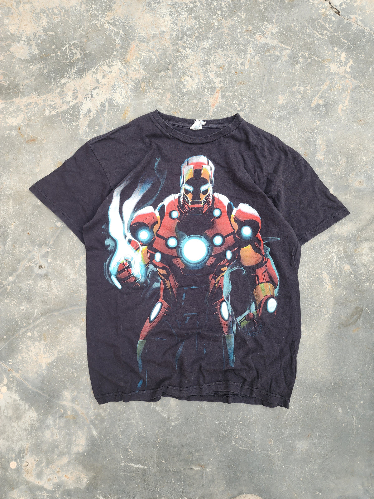Vintage 2013 Invincible Iron Man #501 Artwork Marvel Delta Pro-Weight Tee (S/M)