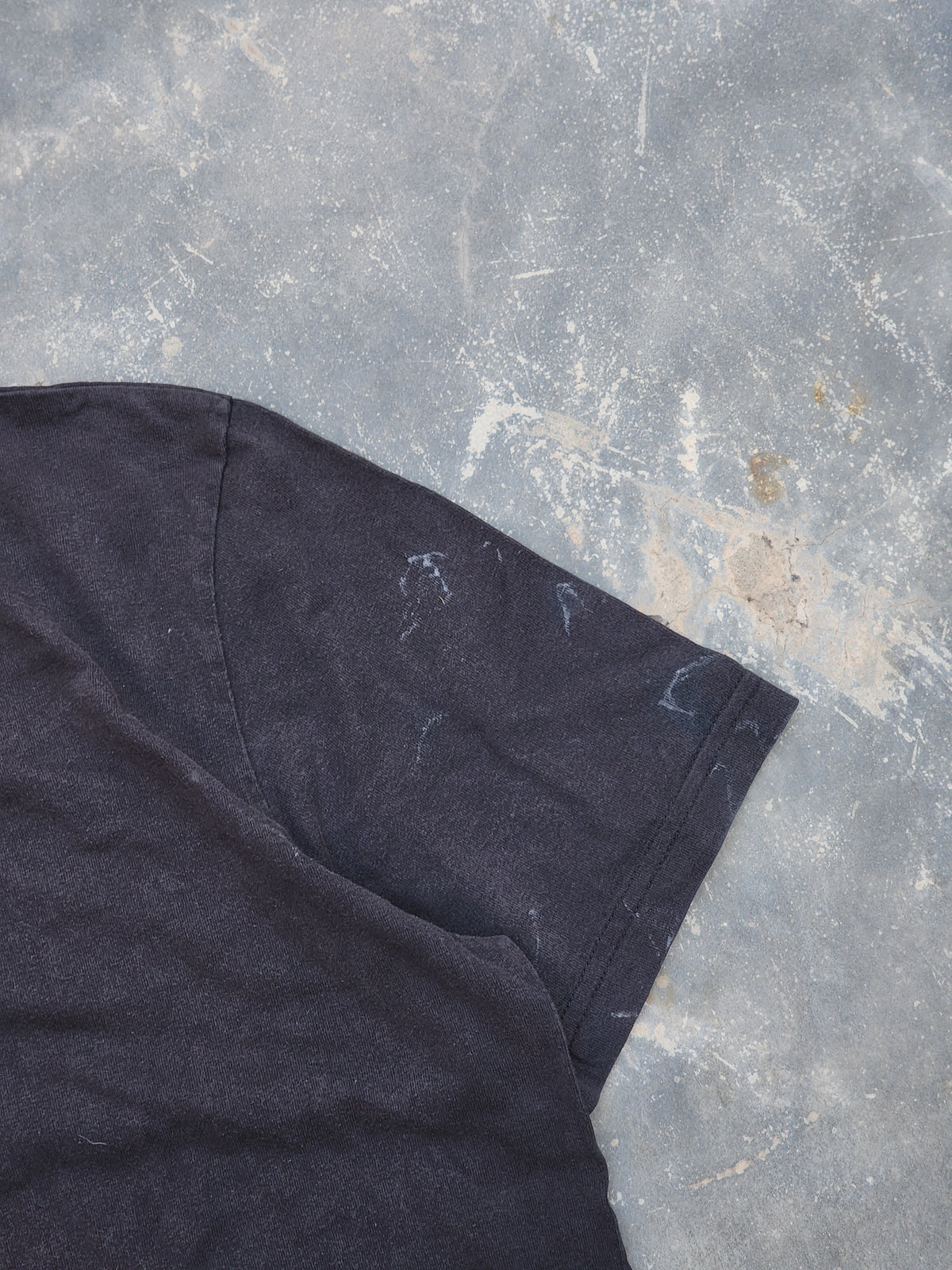 Vintage Y2K 2003 No Fear Skull Graphic Tee (L)