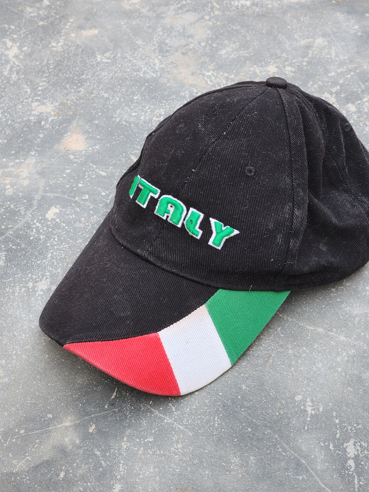 Italy Black Cap