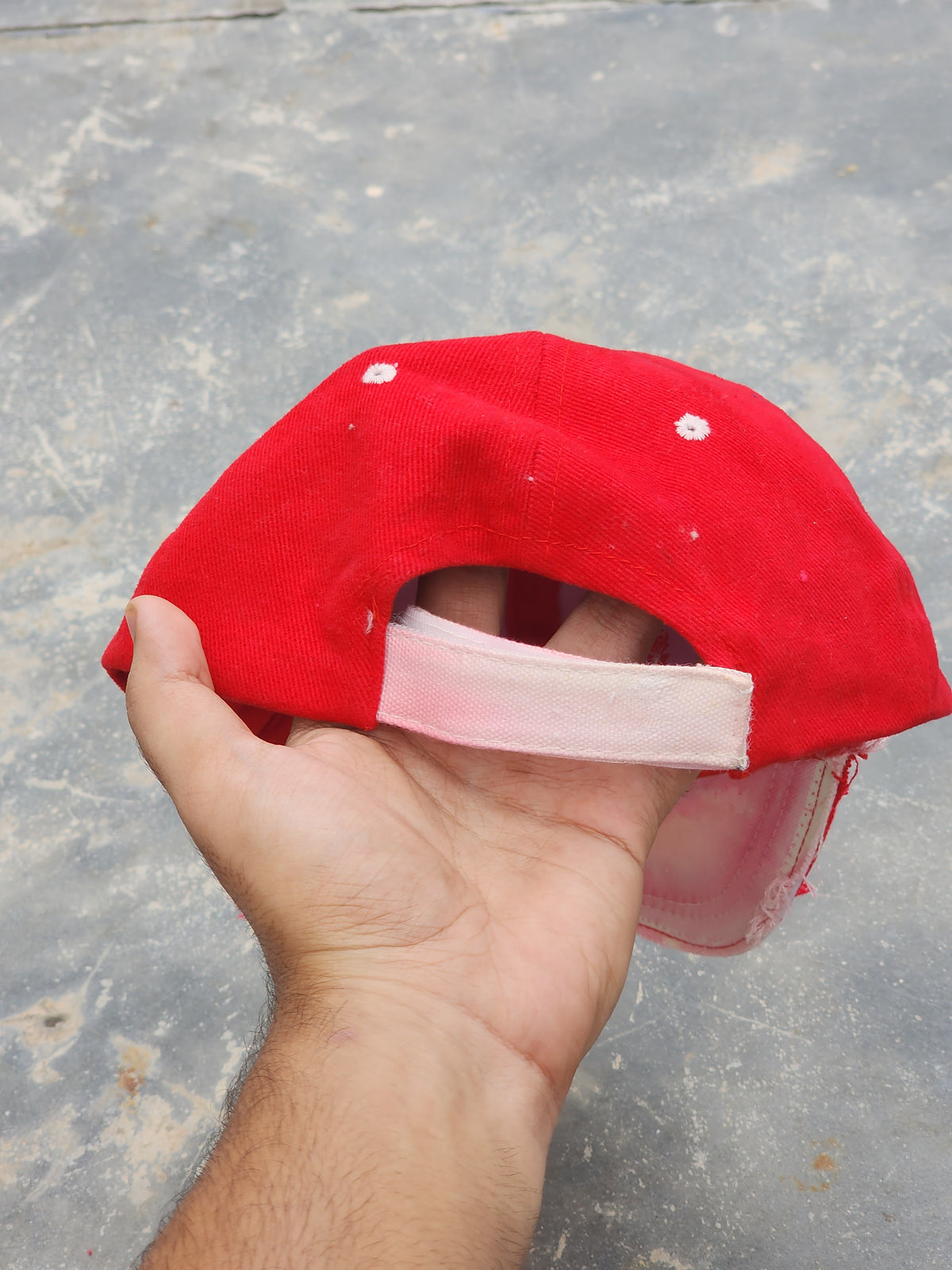 Shell Helix Heavily Distressed Cap