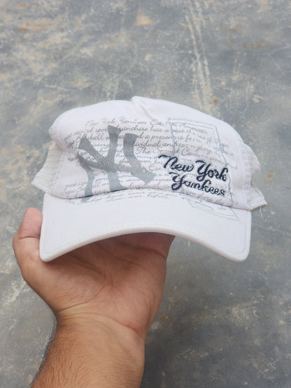 Vintage New York Yankees MLB New Era White Trucker Hat