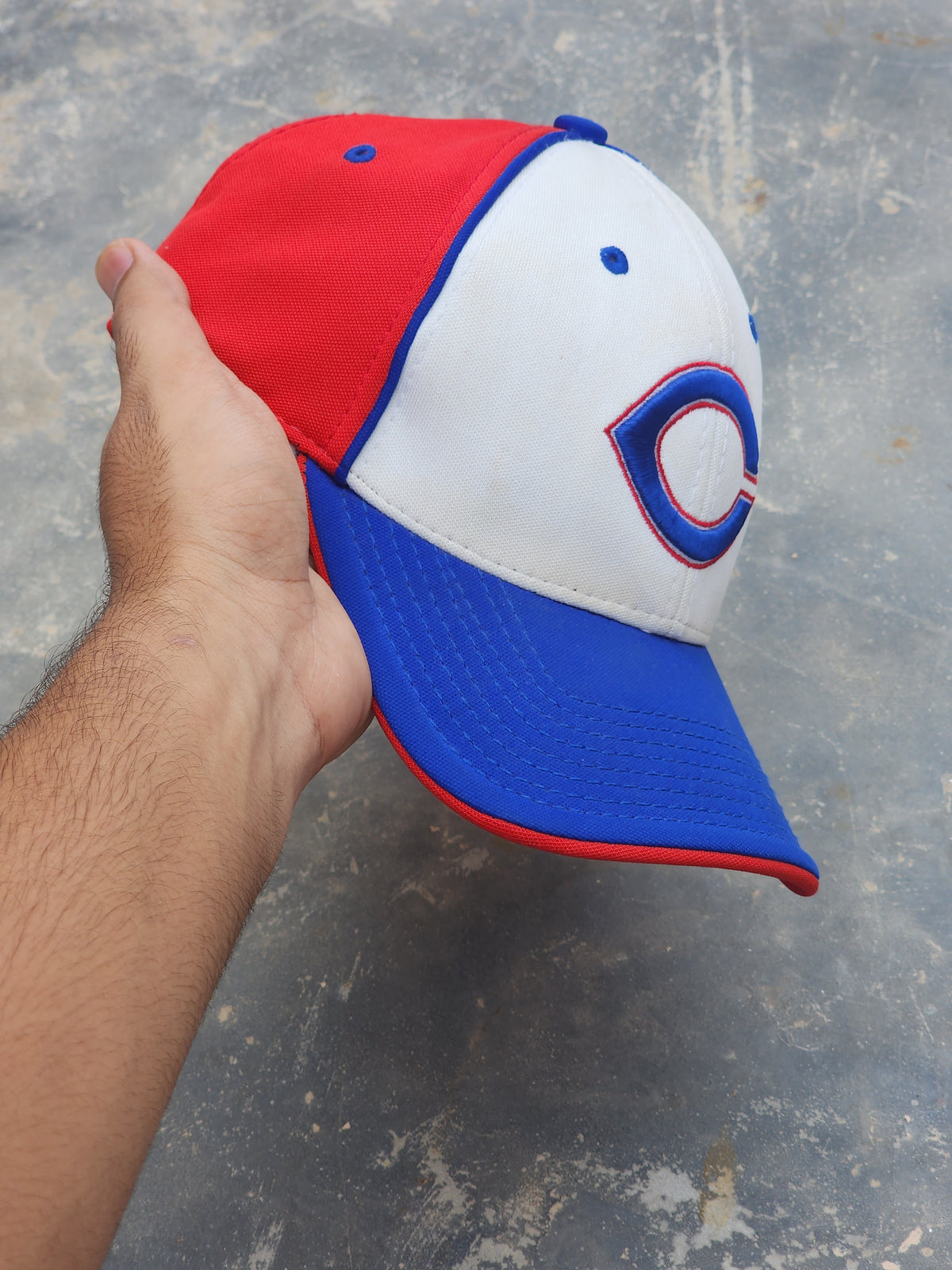 Vintage 2000s Chicago Cubs Game Pro Fitted Cap