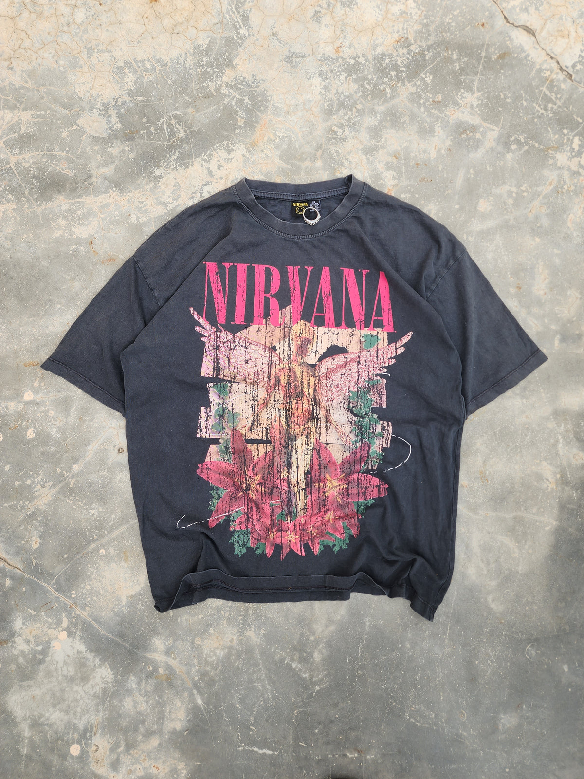 Nirvana Grey and Pink Angels and Flowers Tee (M)
