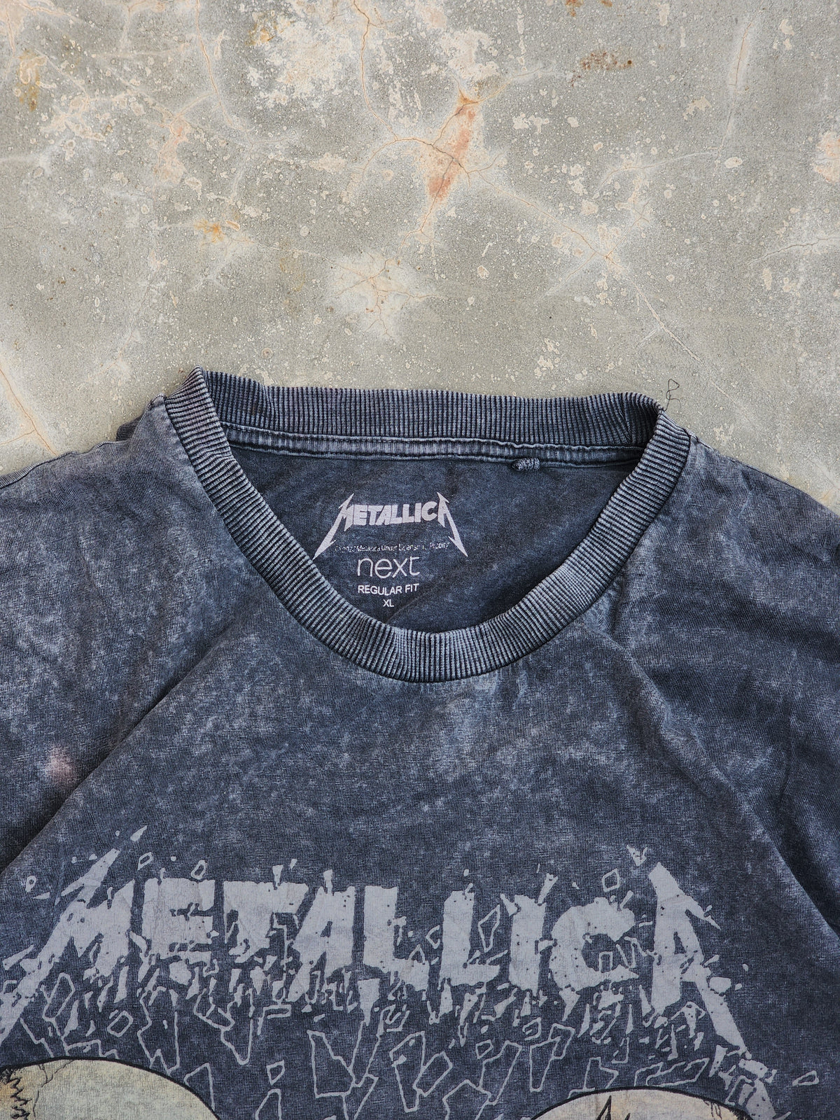 Metallica Skulls Grey Tee (L)