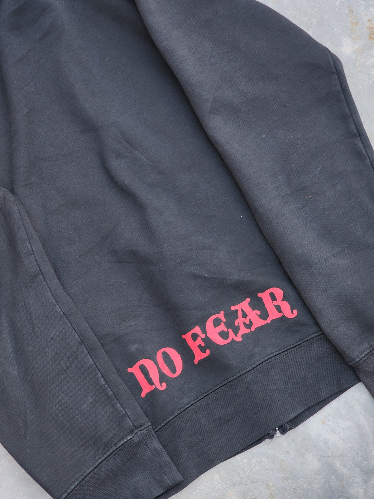 Vintage Y2K No Fear Zipper Hoodie (S/M)
