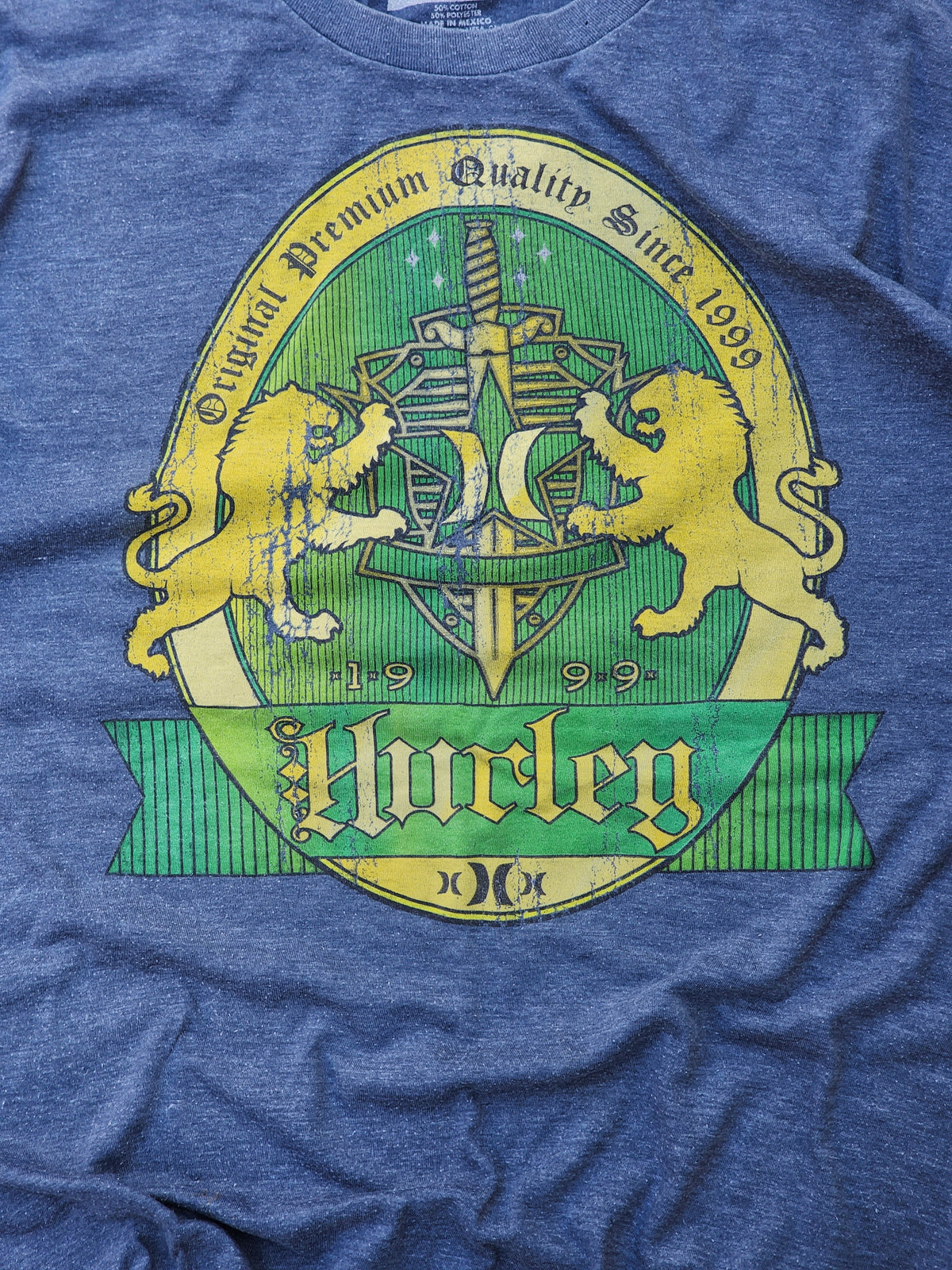 Vintage Y2K Hurley Blue Surfwear Tee (L)
